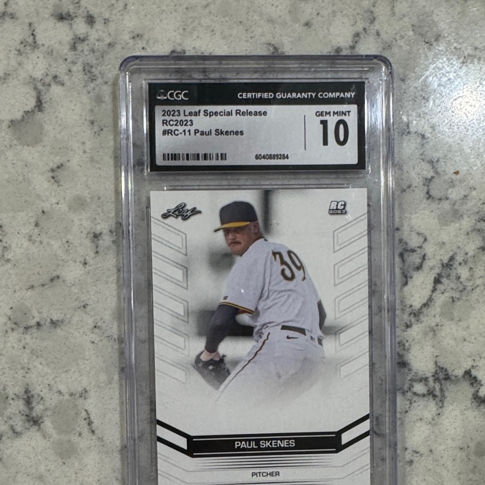 Leaf Special Edition Paul Skenes Baseball Card